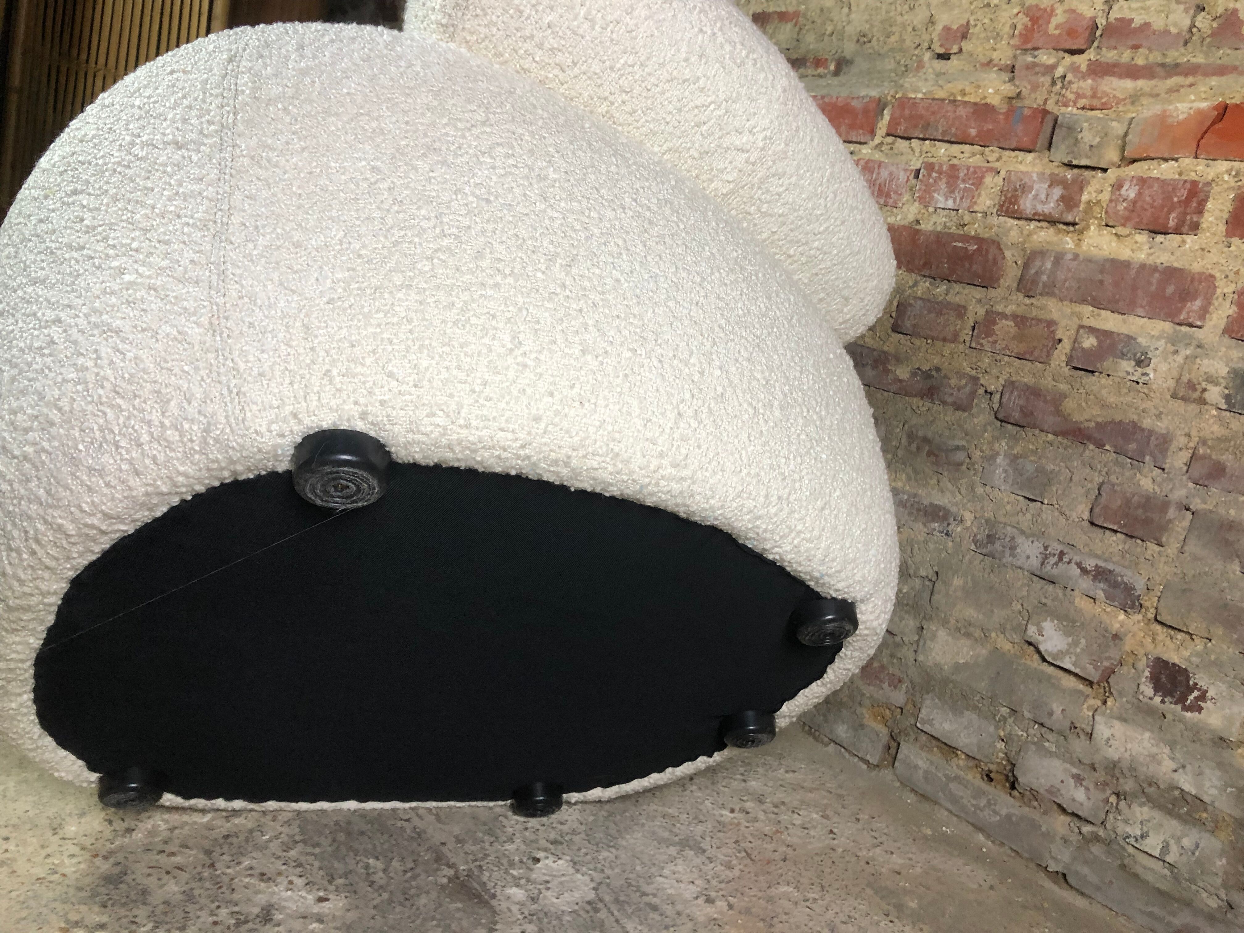 Armchairs (the pair) ecru in curly wool