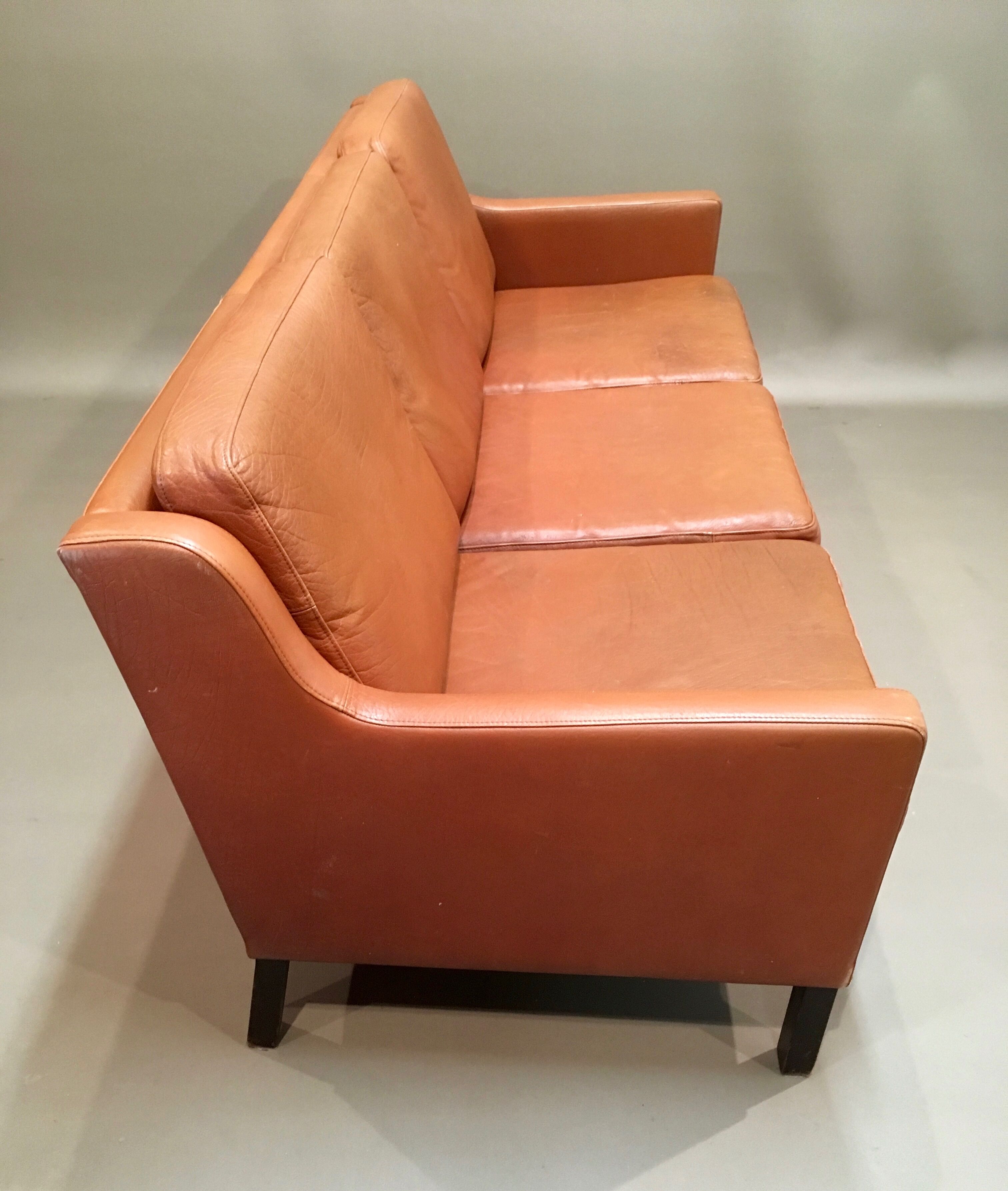 Sofa 3 places all Scandinavian design cognac leather