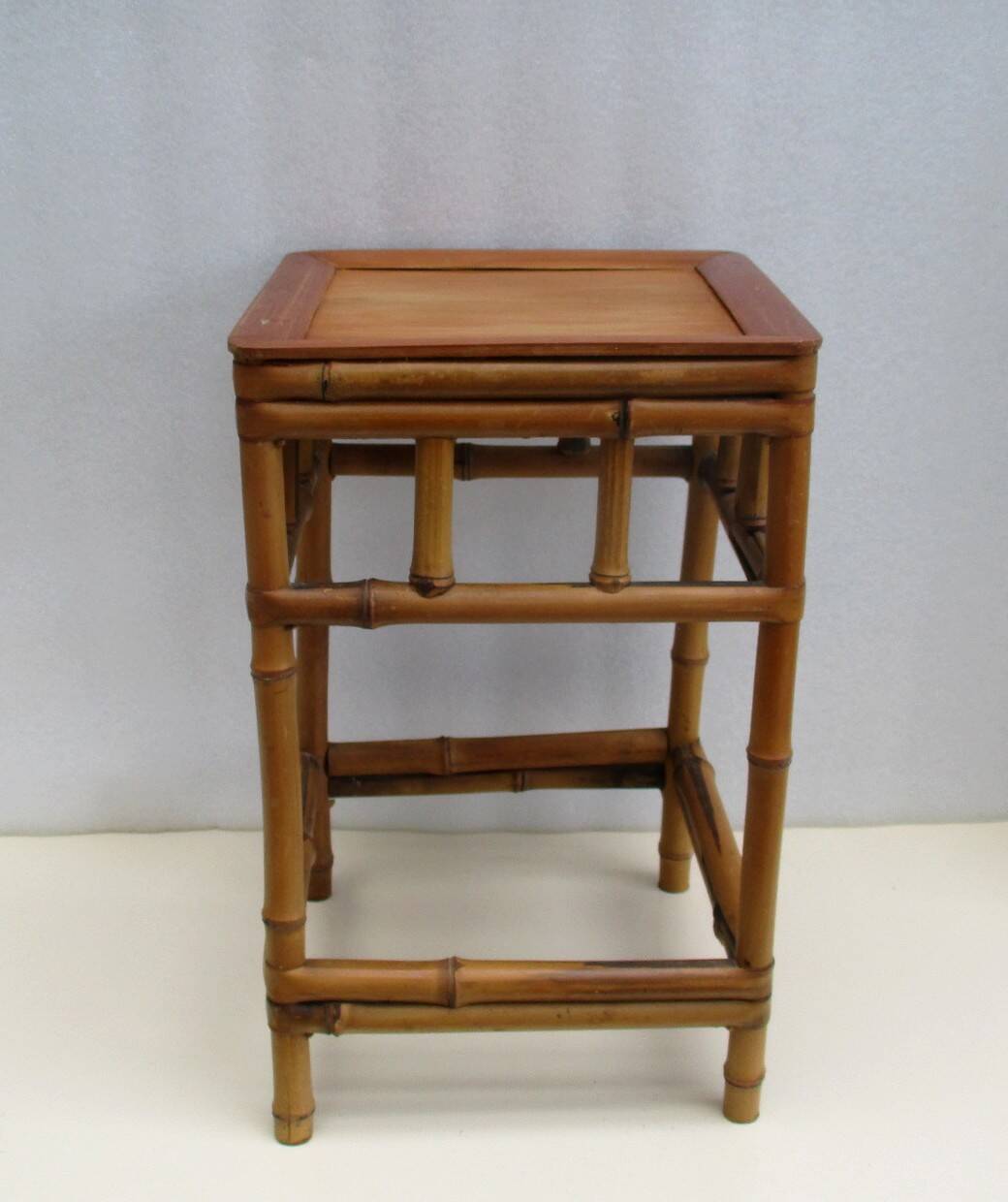 Bamboo side table - Vintage