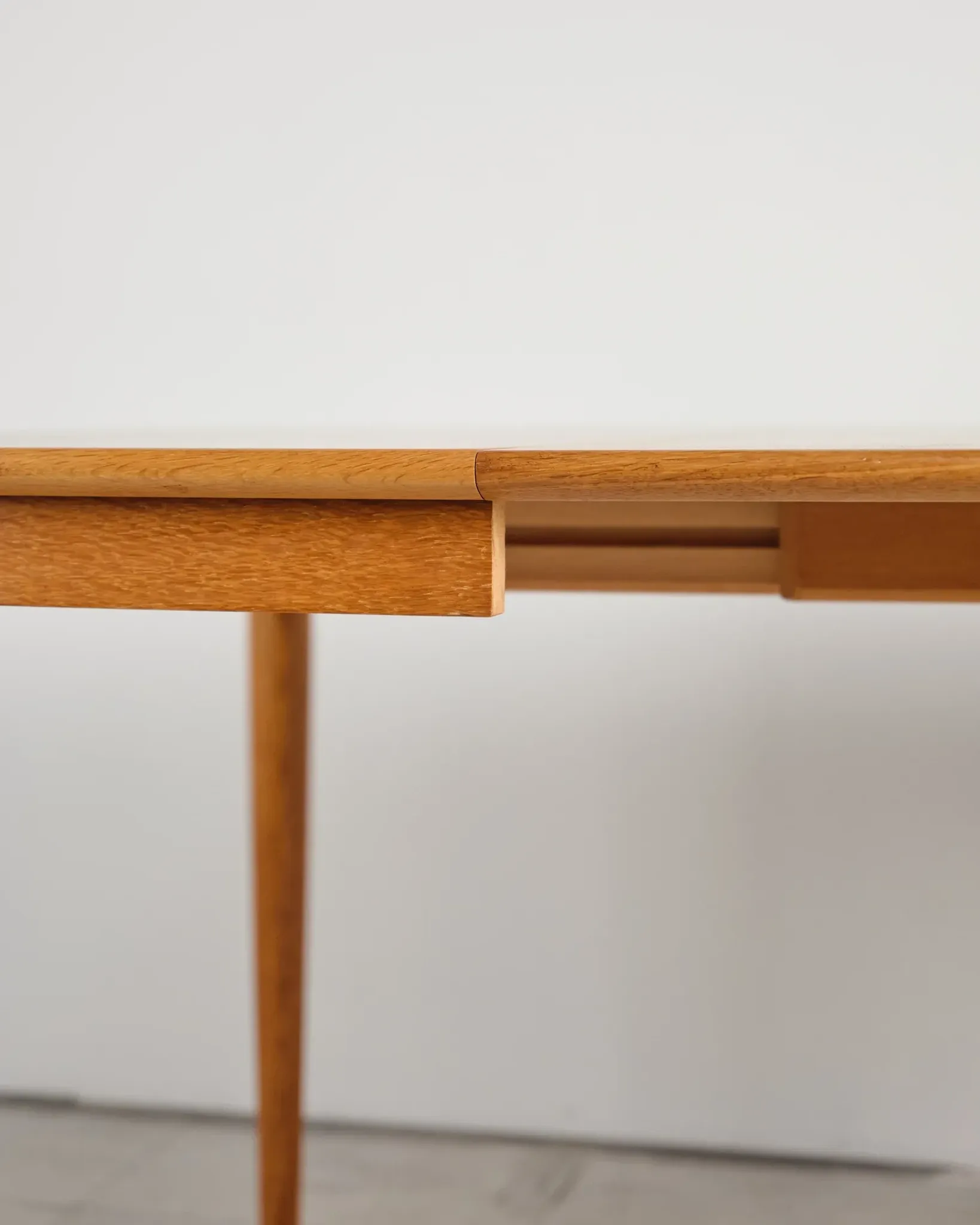 Table extensible en chêne par Skovmand & Andersen, Danemark, années 60