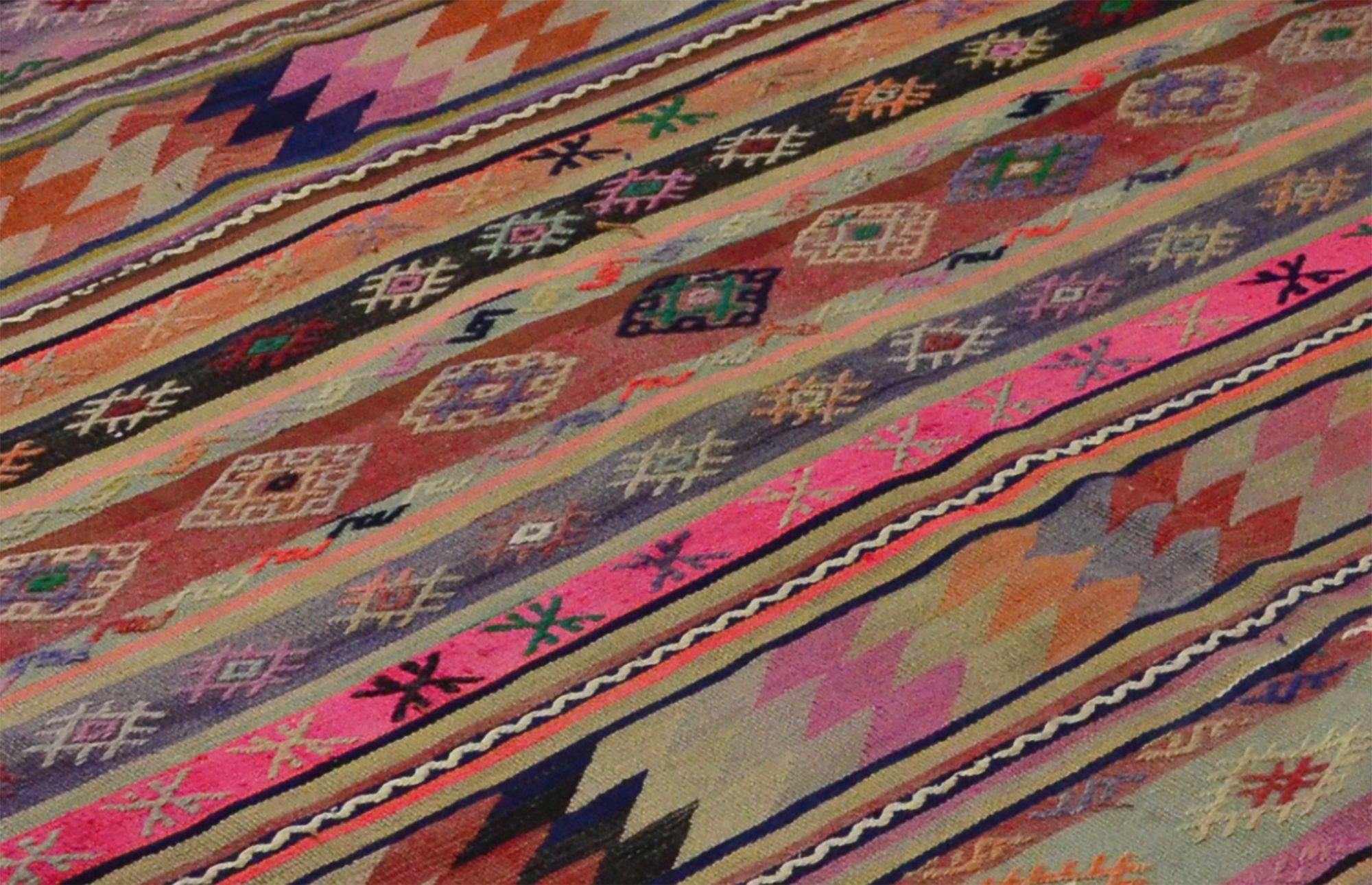 Anatolian handmade kilim rug 250 cm x 165 cm