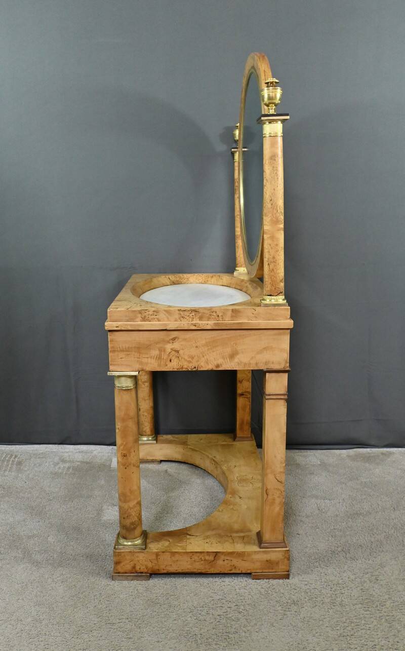 Dressing table in elm burl veneer, Empire period – Early 19th century