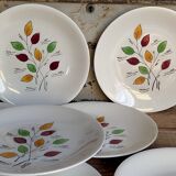 Seven vintage plates in fine earthenware from Gien service Gentilly