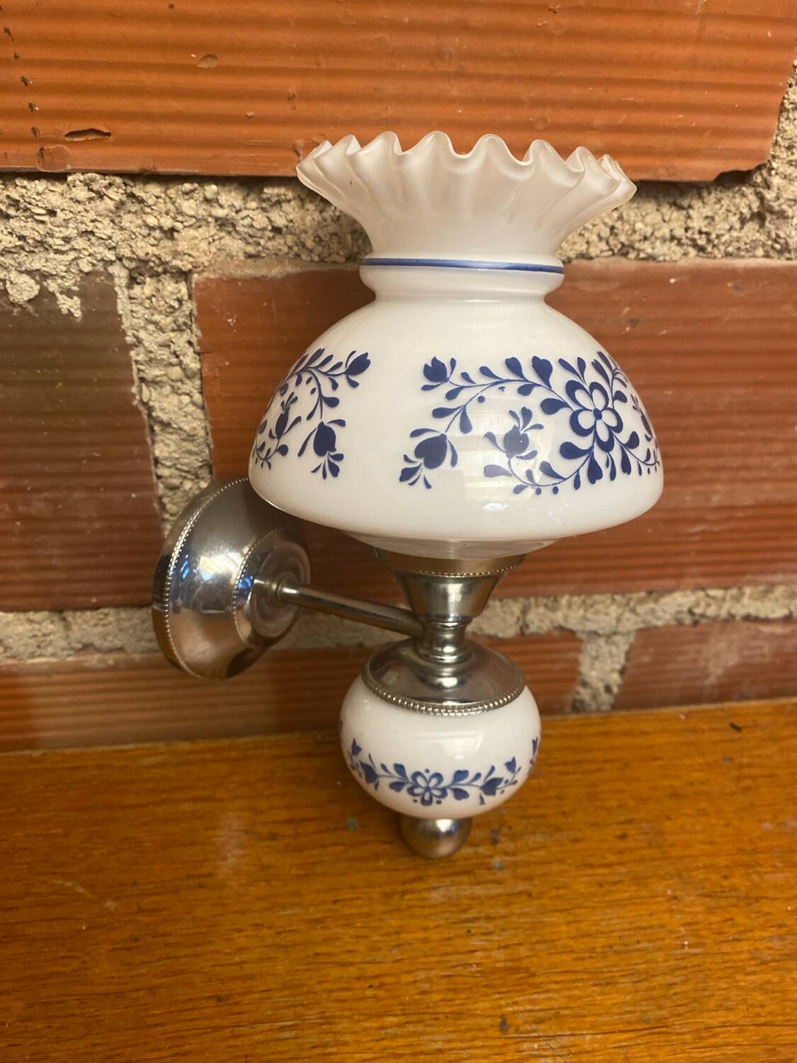 Antique Targetti Style SANKEY Wall Light Chrome Metal + Opaline Flower Decor