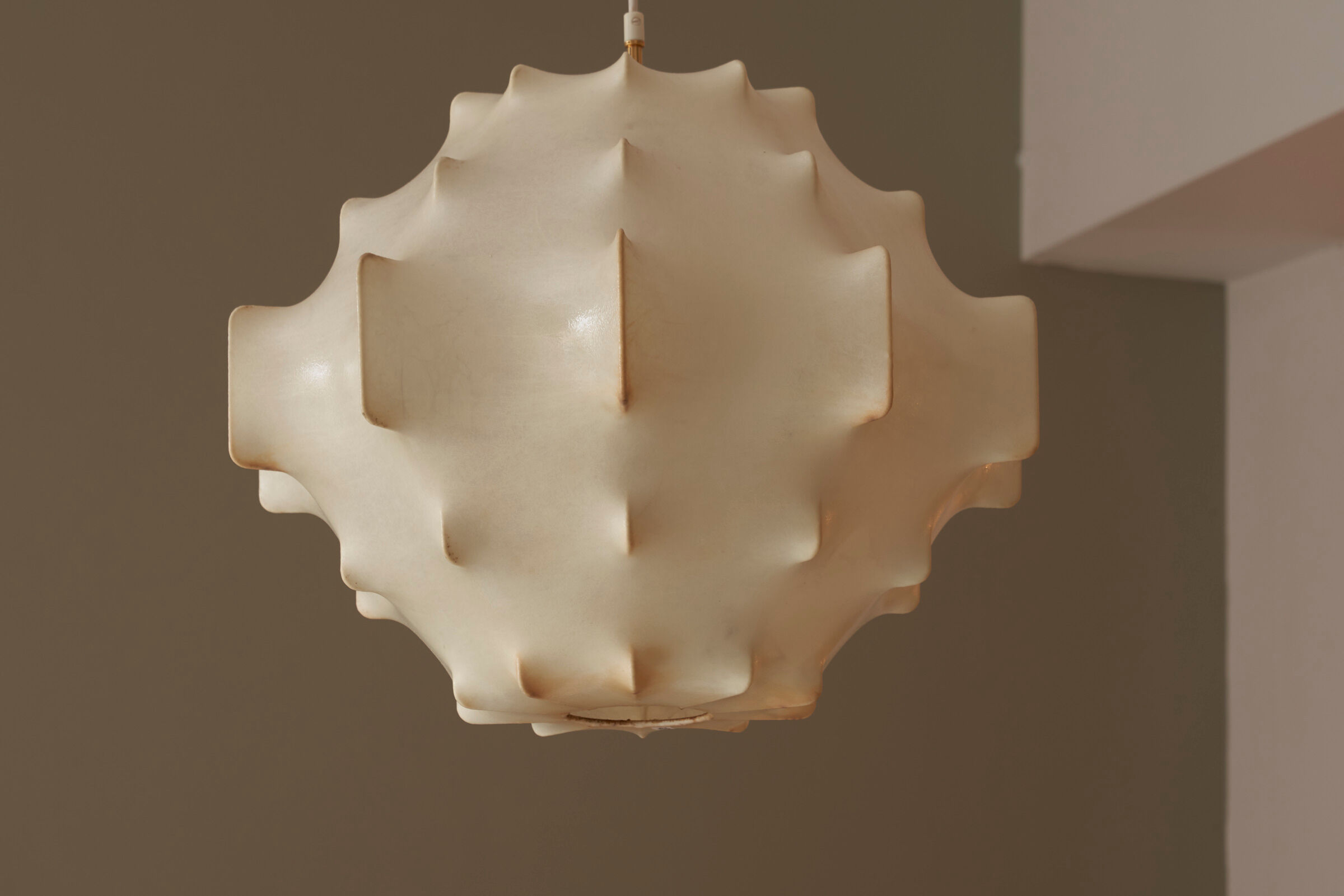 'Cocoon' pendant lamp