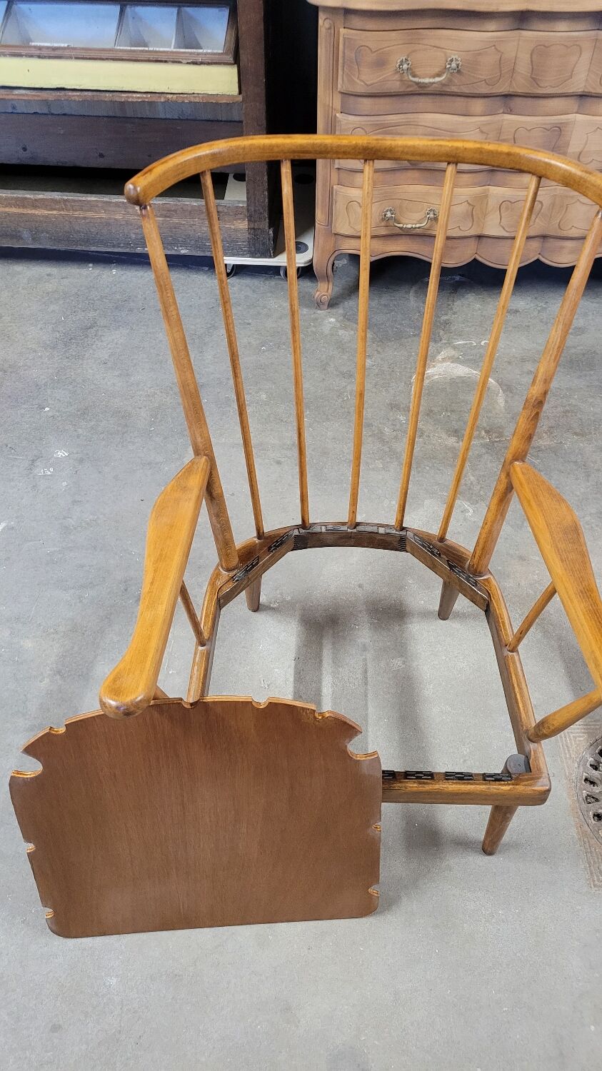 Fauteuil baumann modèle éventail 1950 vintage