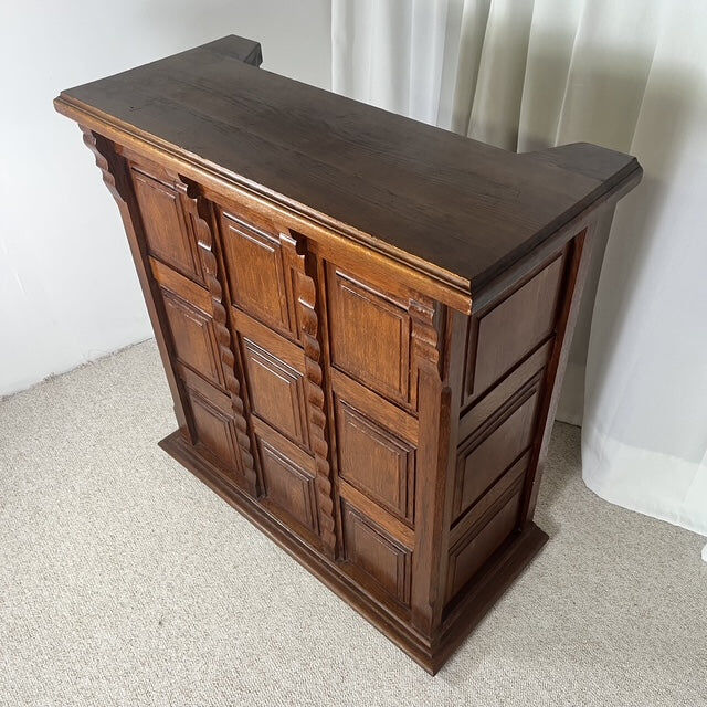 Antique oak counter/bar, 20th century