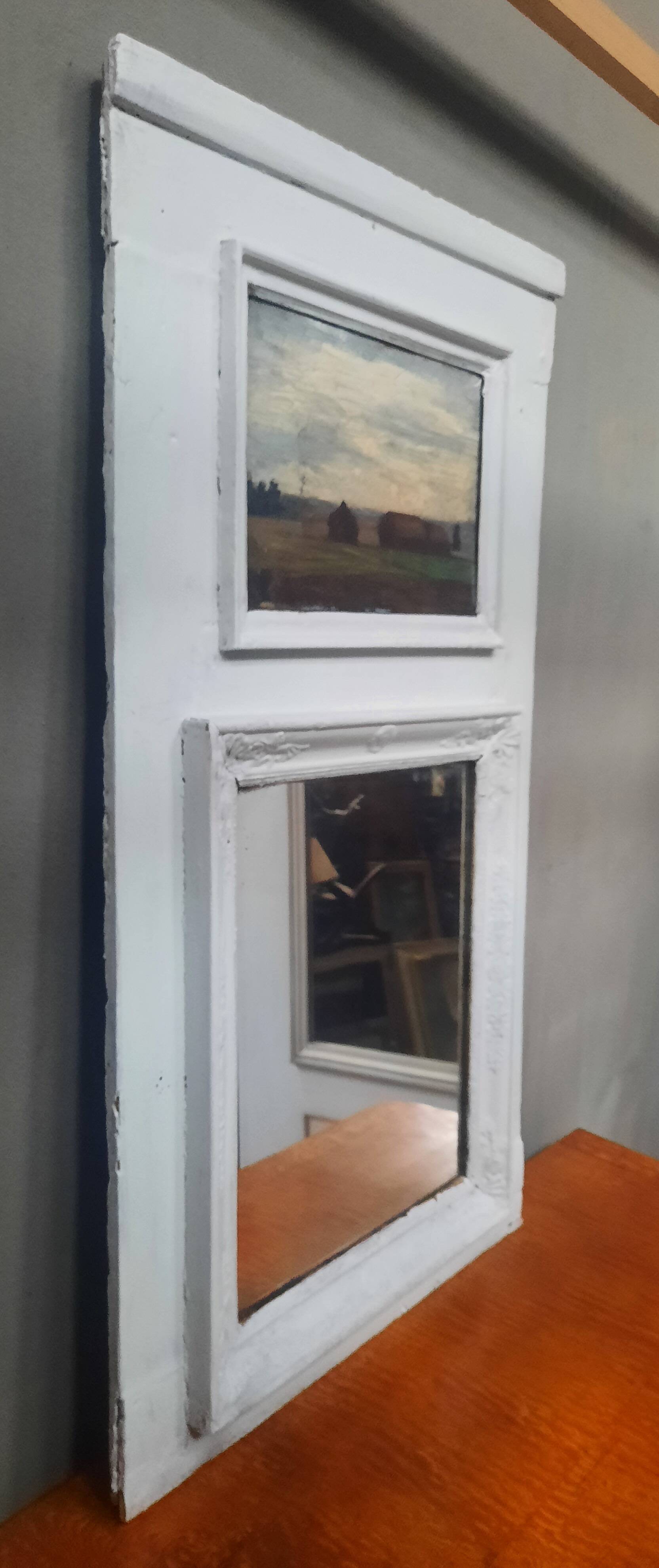 Small hanging trumeau