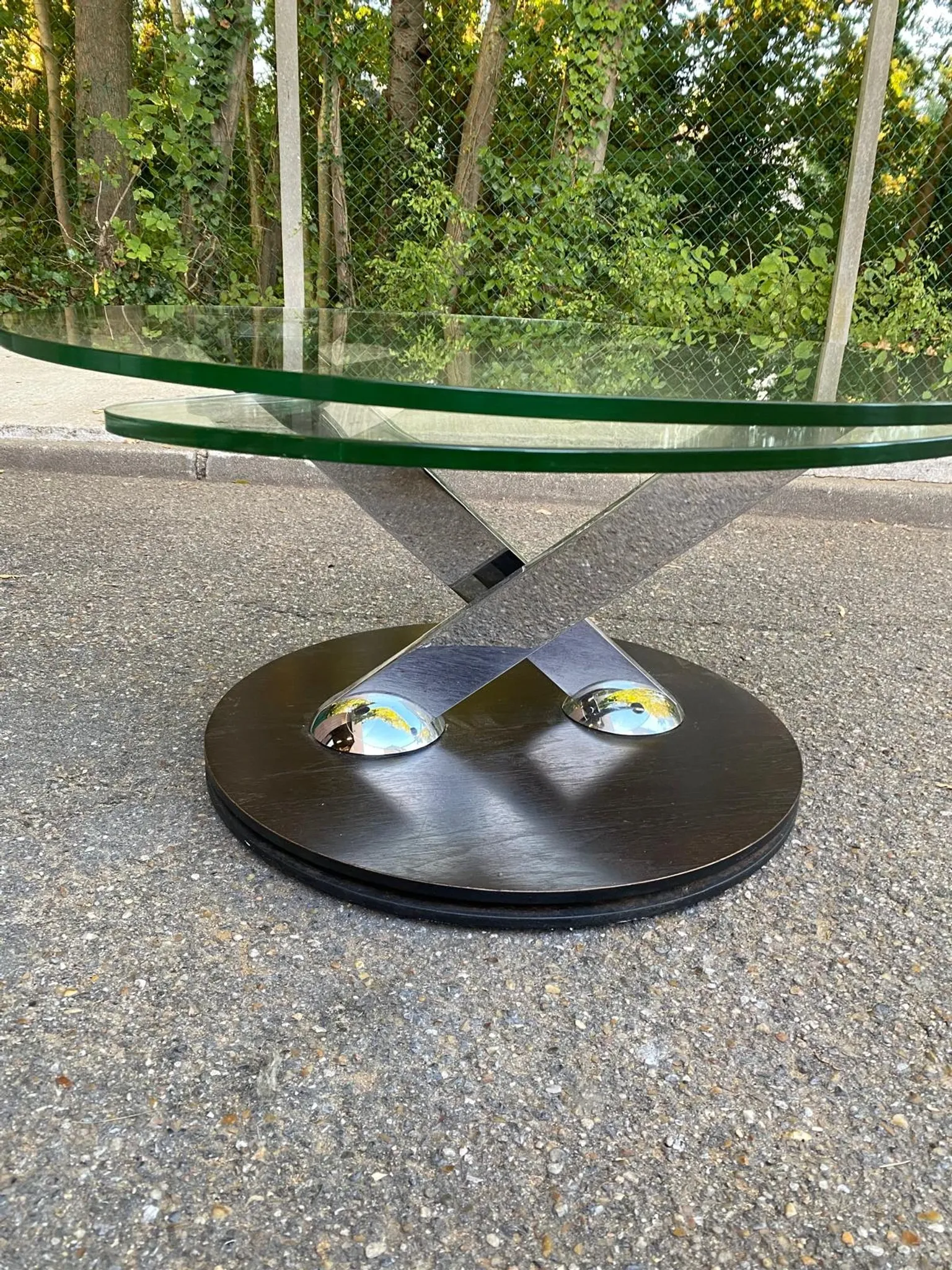 Ricochet coffee table in glass Naos Italy La Casa Animata 1990