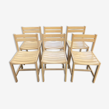 Lot of 6 pine chairs