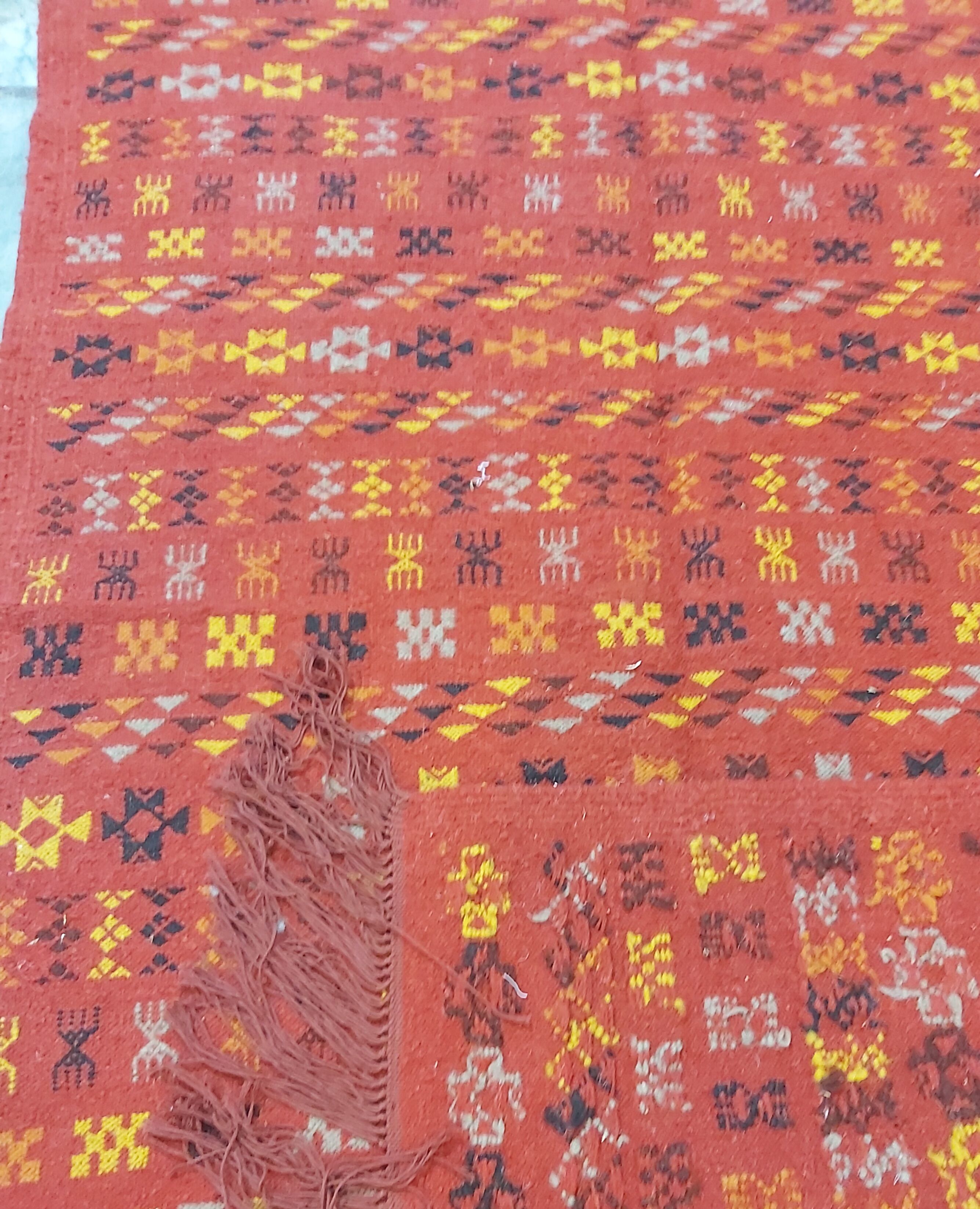 Berber margoum carpet 190x112cm