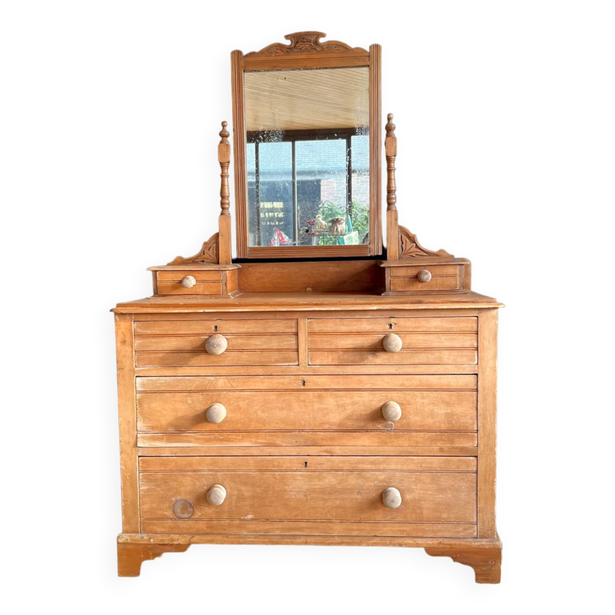 Pine dressing table