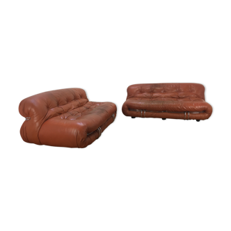 Pair of Soriana canapés by Tobia Scarpa, 2 seats, cognac leather, for Cassina