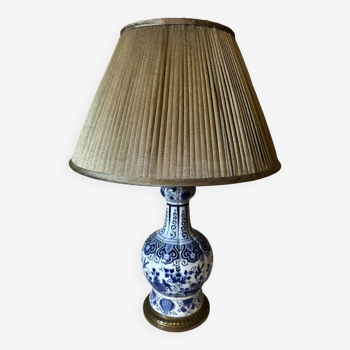 Delft porcelain lamp