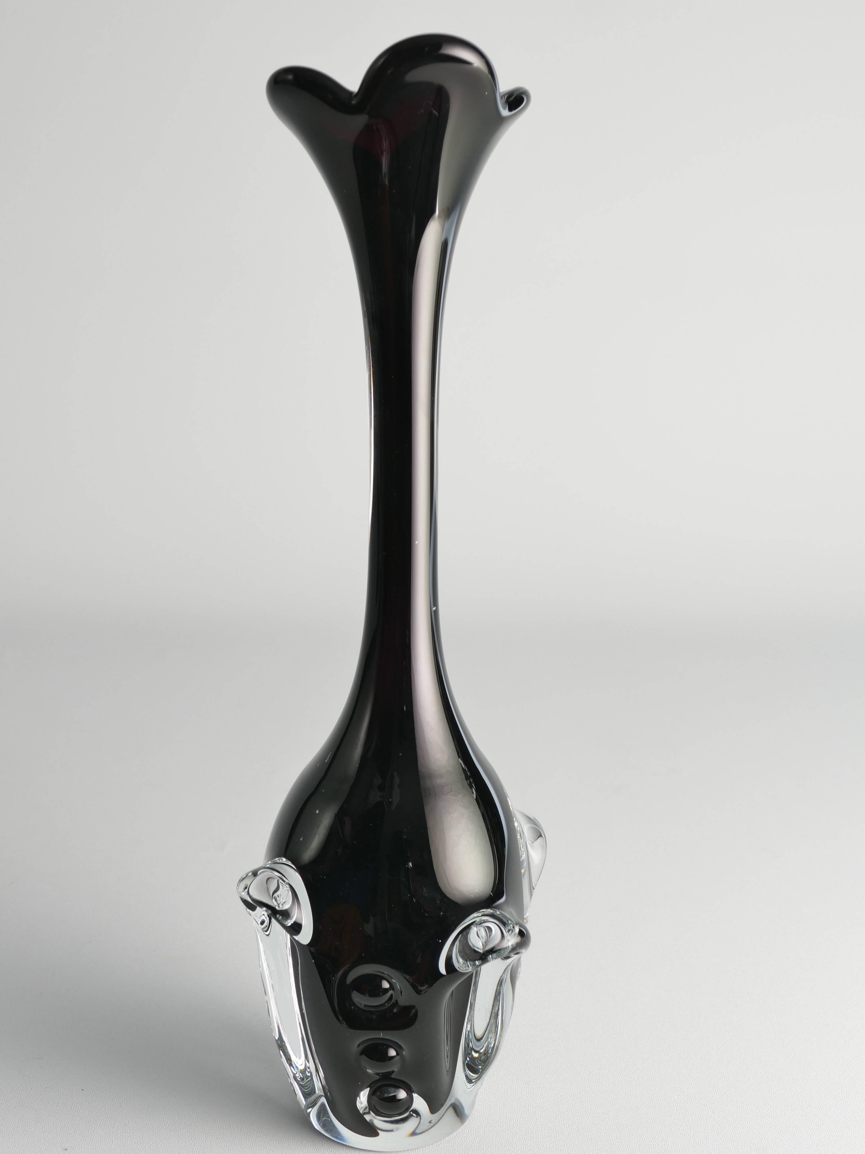 Scandinavian Modern Art Glass Vase by Börne Augustsson for Åseda