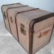 Travel malle in wood and canvas