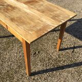 Farm table