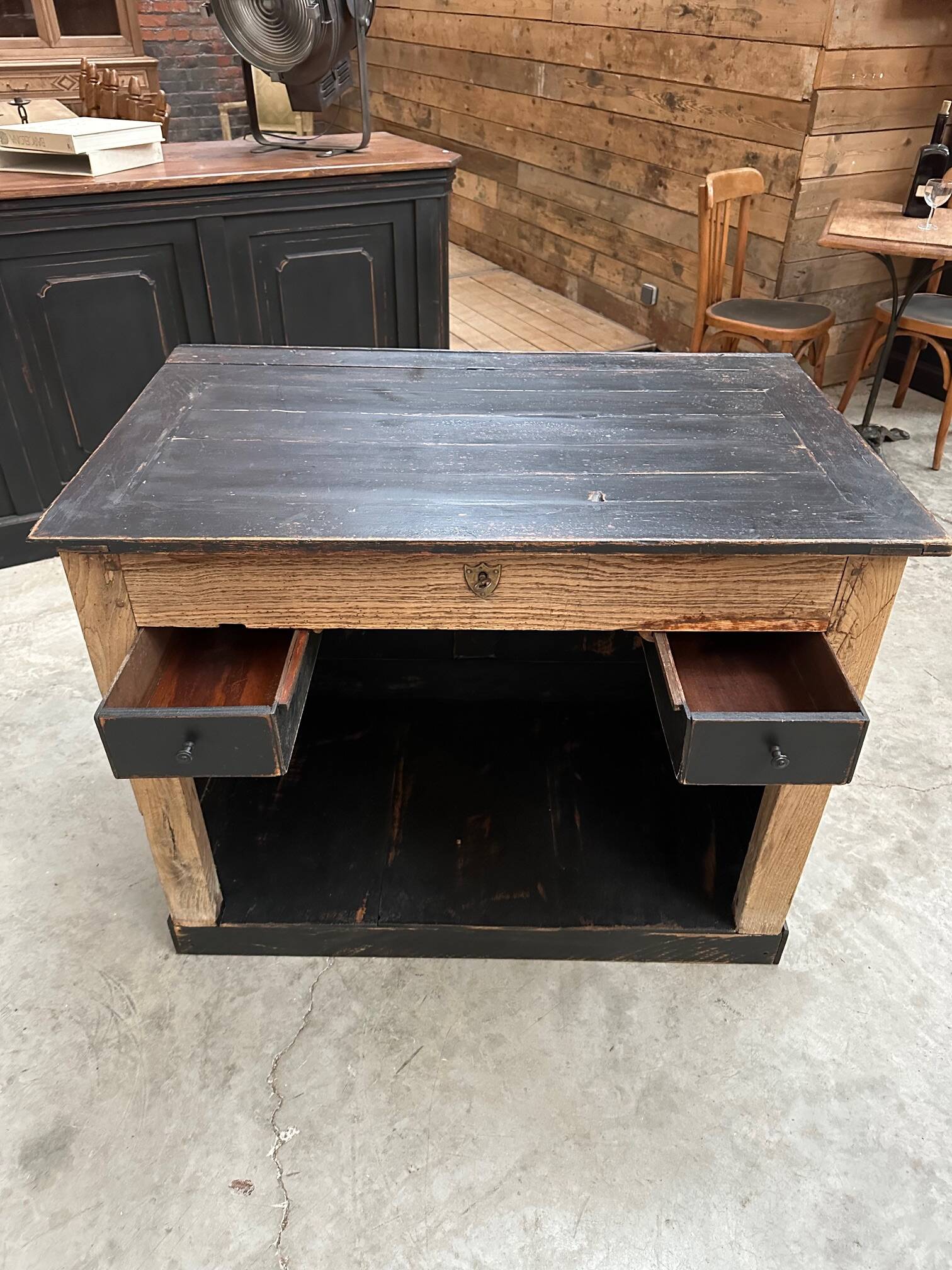 Comptoir d’accueil Début XXème