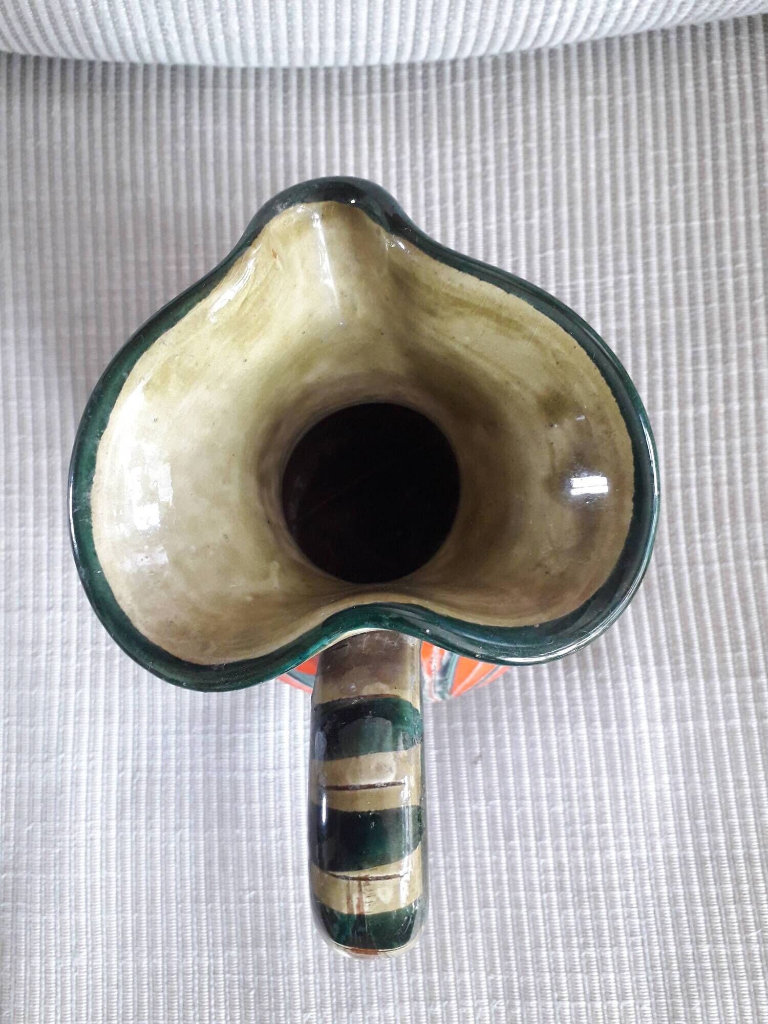 Vintage pitcher signed in Italian ceramic.