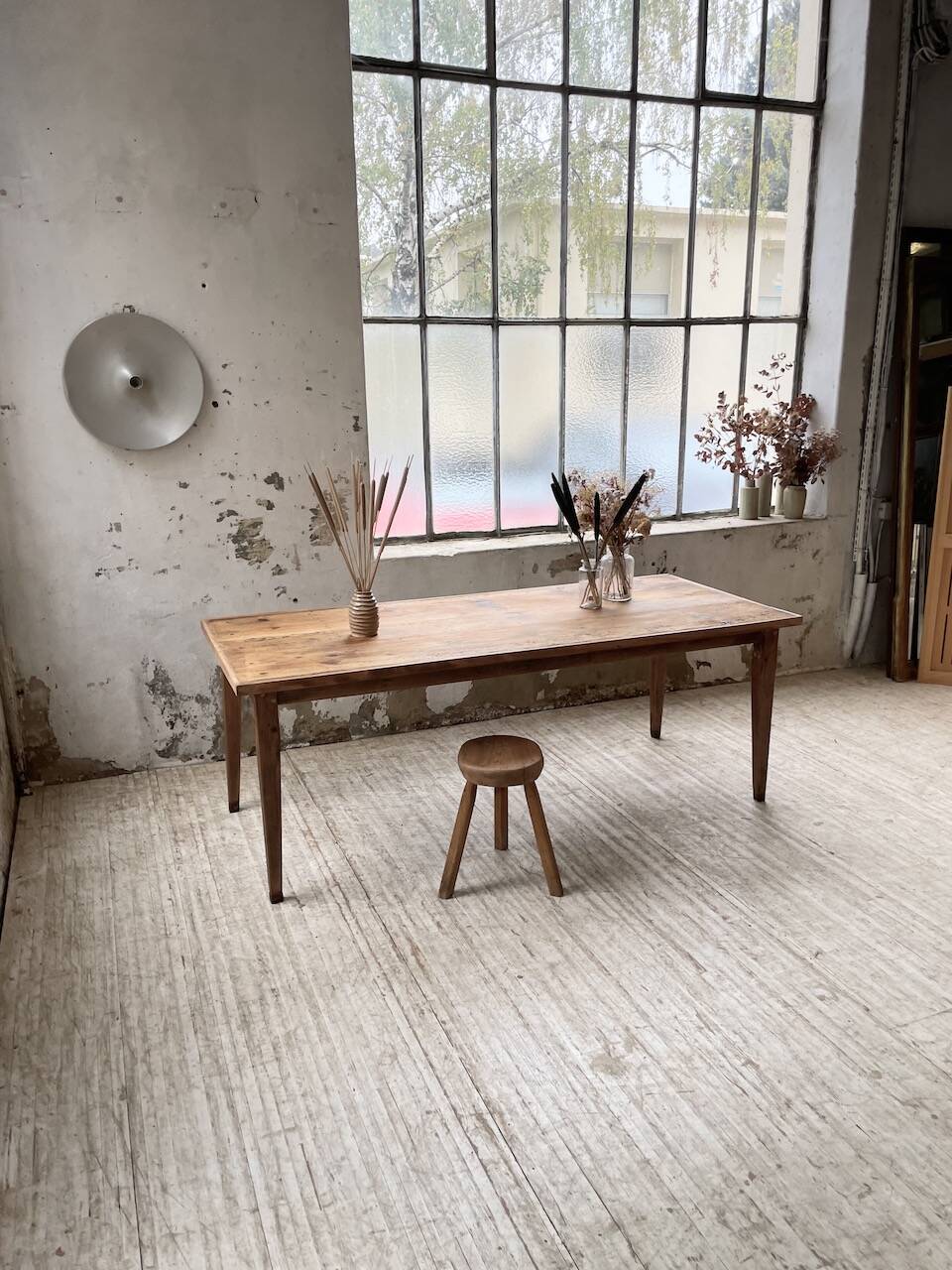 Farmhouse table with spindle legs 2m