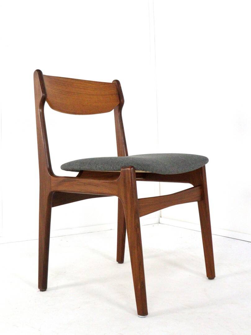 Very nice and solid set of 4 vintage teak chairs - Findahl.