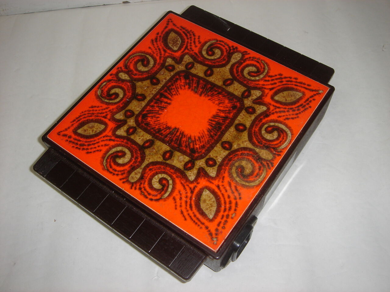 1970 vintage plate under enamelled ceramics