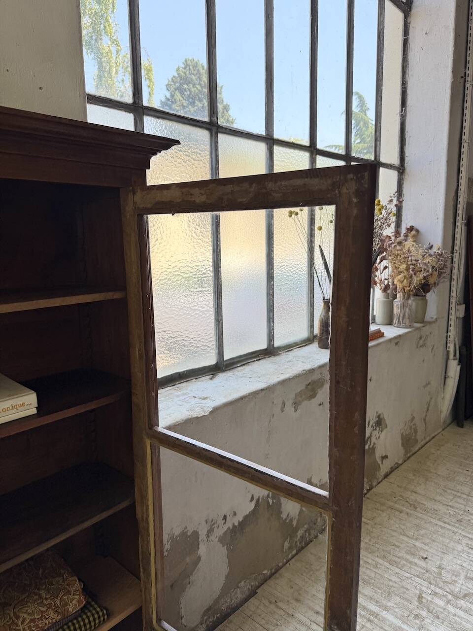Glass-fronted walnut library 1900