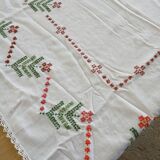Nappe ancienne brodée