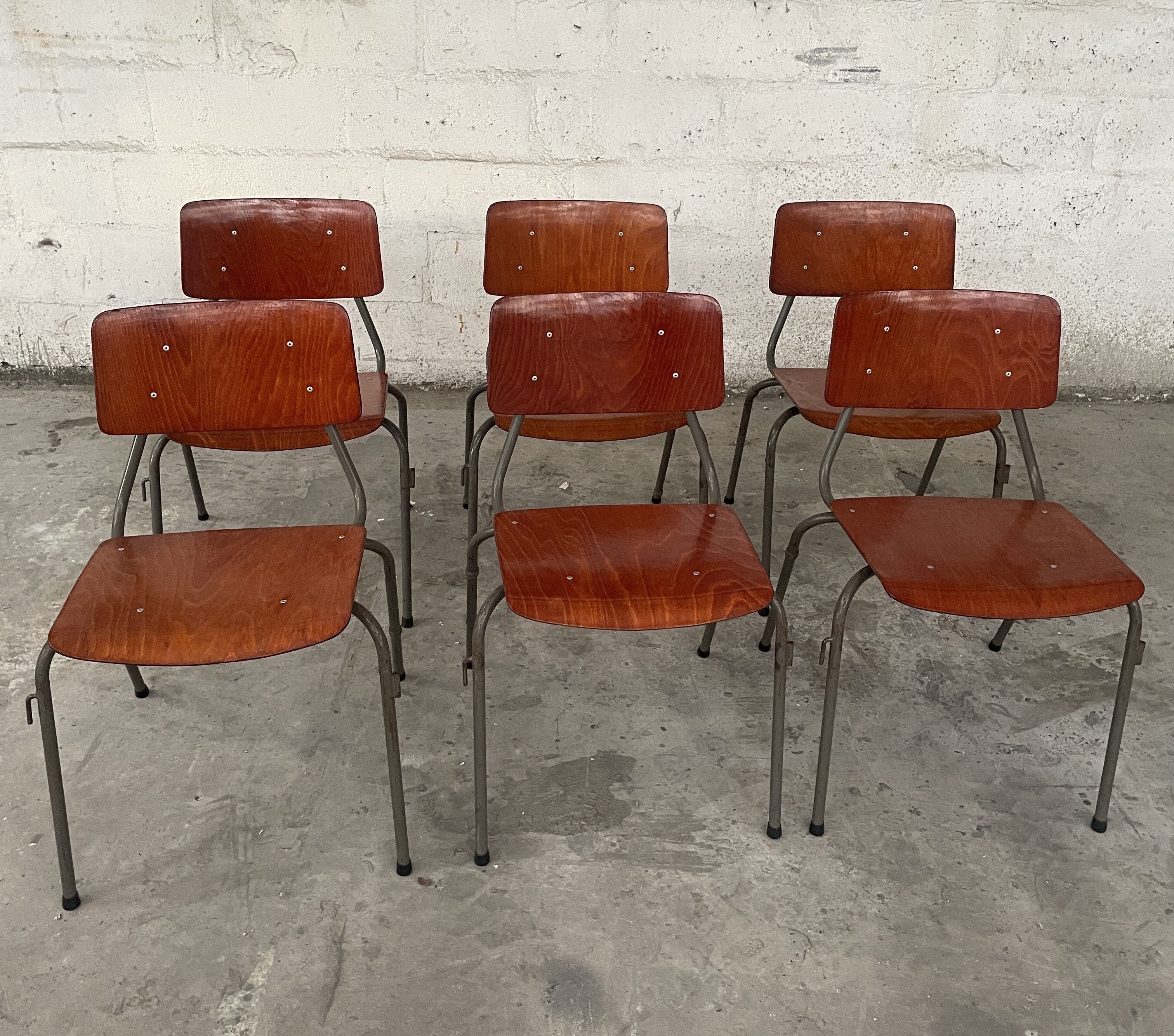Set of 6 stackable school chairs