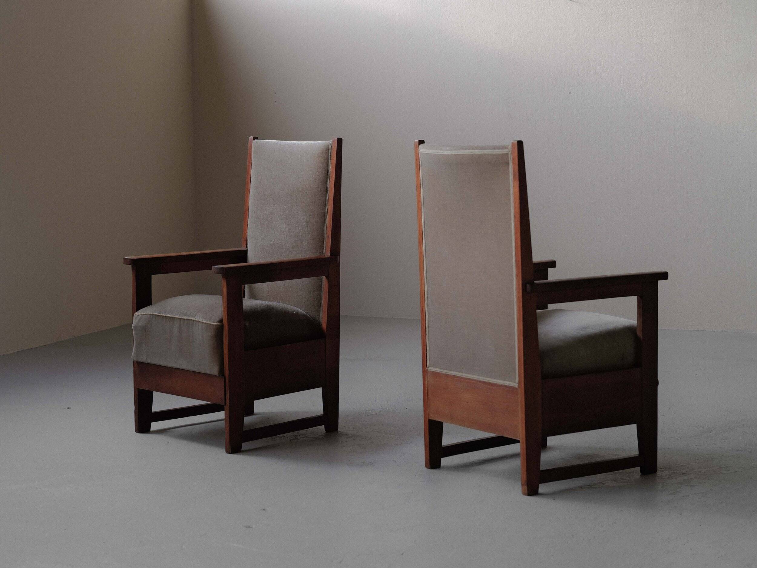Pair of Art Deco armchairs – Amsterdam School, circa 1930