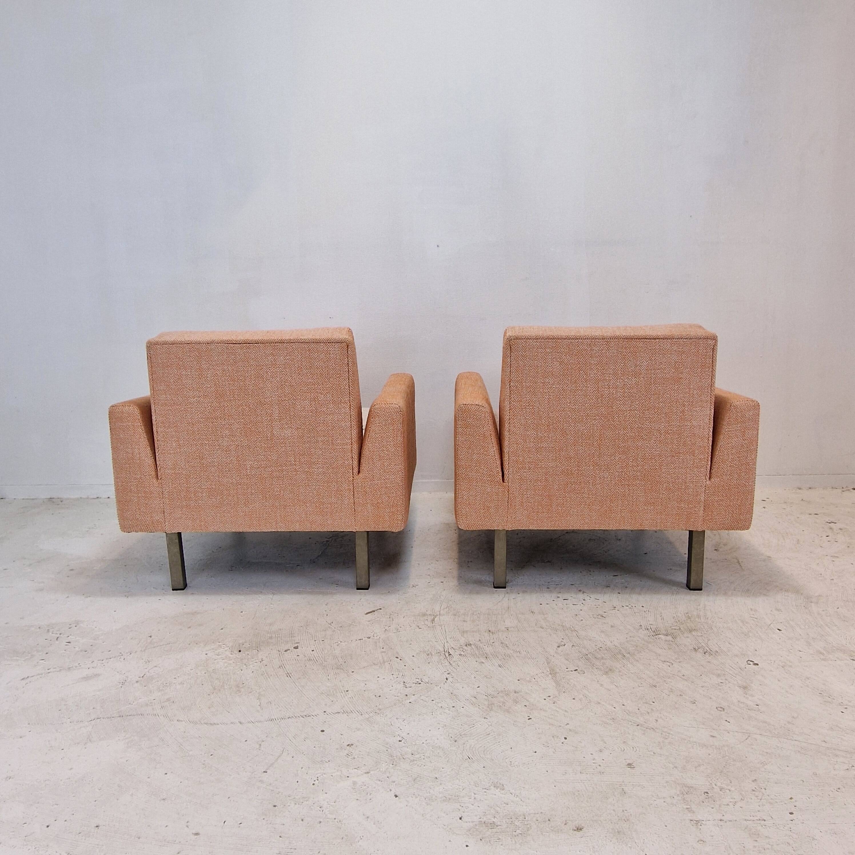 Set of 2 Artifort 410 Chairs by Theo Ruth, 1950s