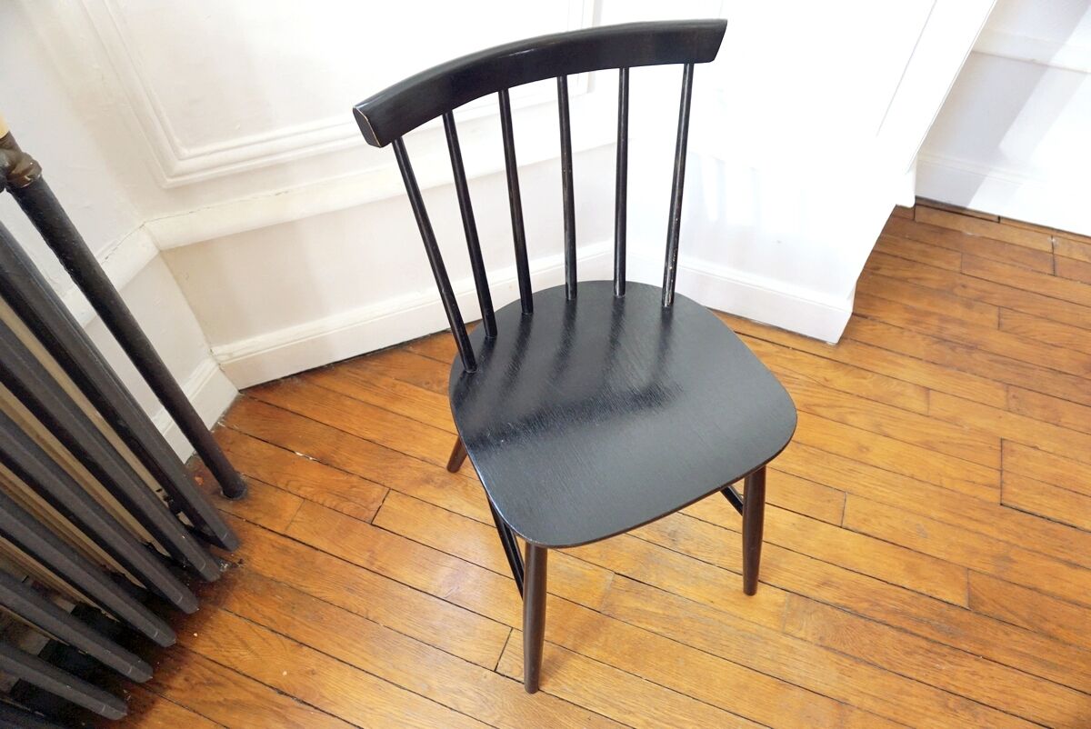 Scandinavian chair
