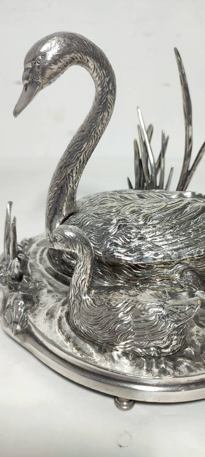 Cendrier en métal. Espagne, années 1960.