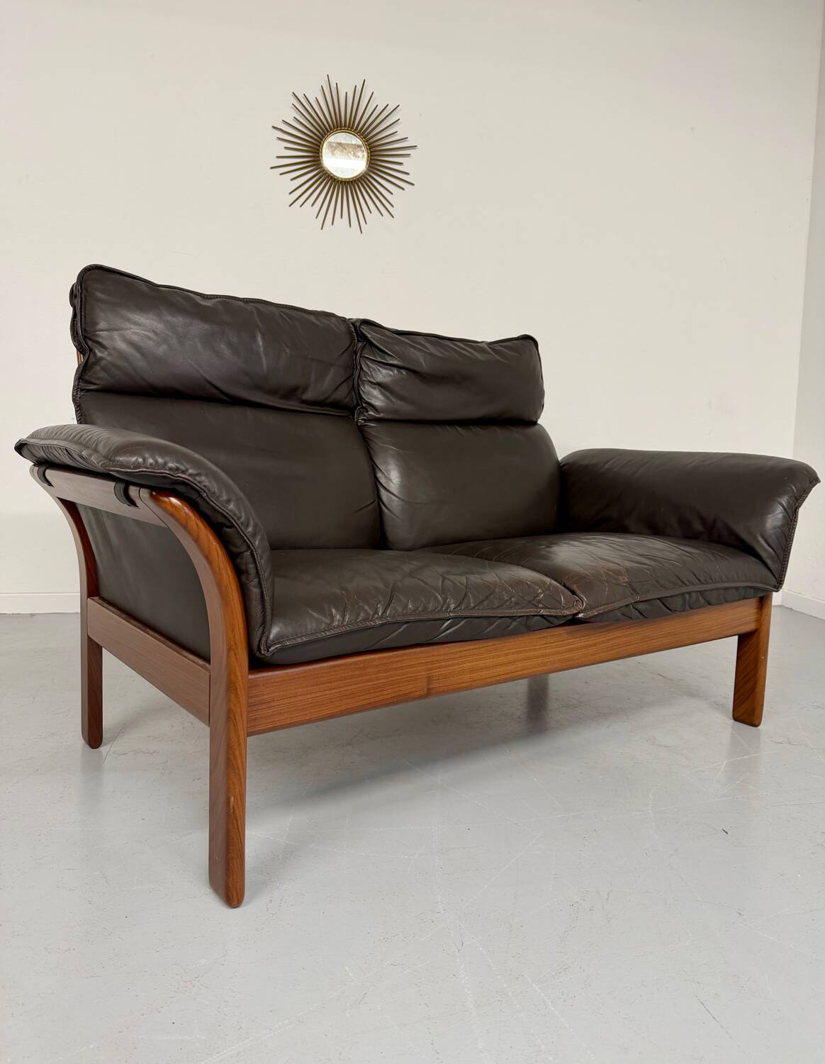 Vintage black leather Dreipunkt Scala design 2-seater sofa.