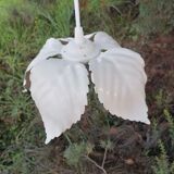 Metal flower pendant lamp