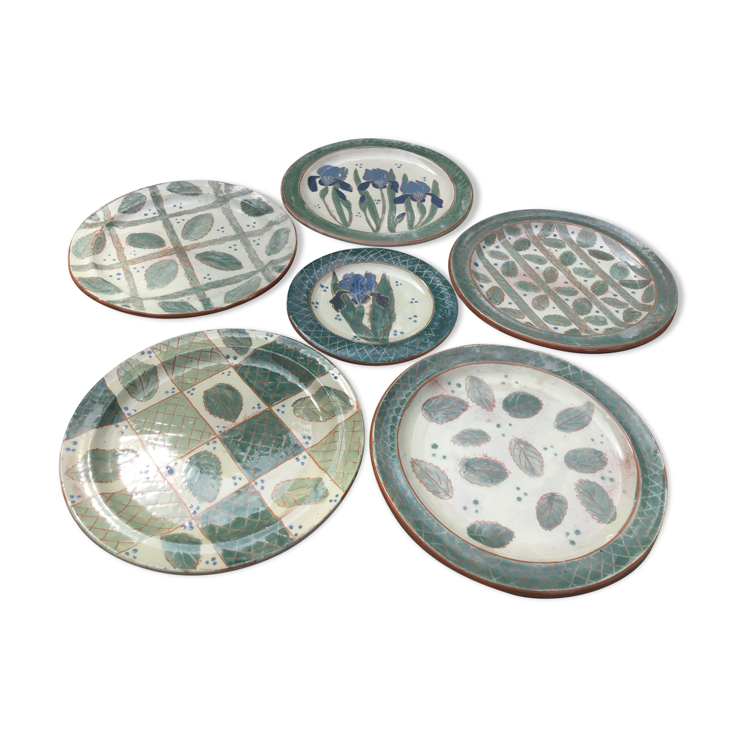 Set of 5 artisanal plates in enamelled earth plus a dessert plate. Unique pieces .