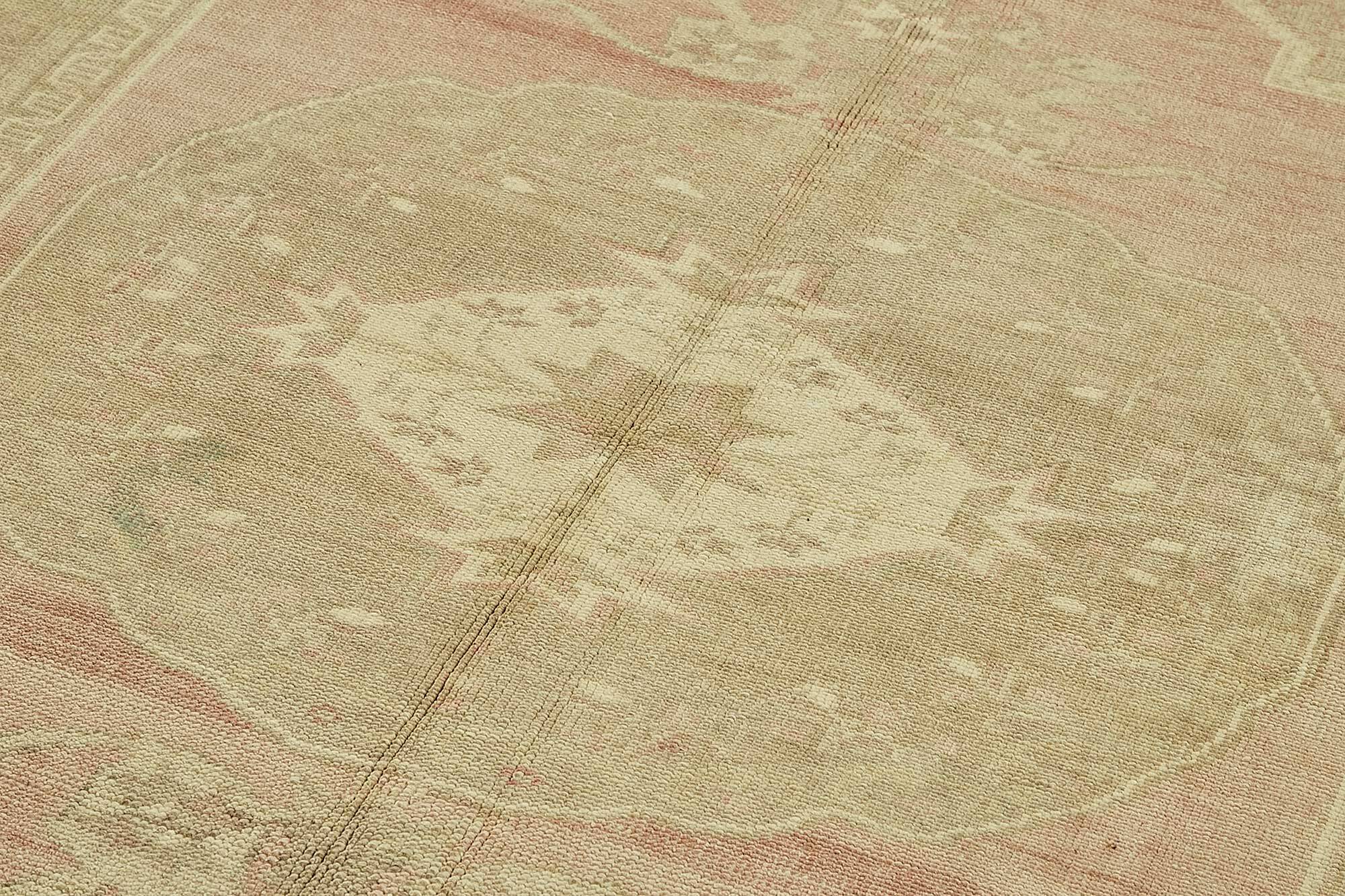 Turkish Vintage Anatolian Rug 156 cm x 270 cm