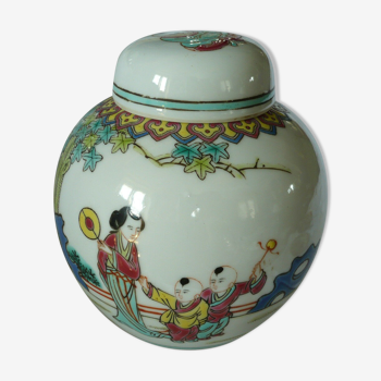 Boite en porcelaine de Chine