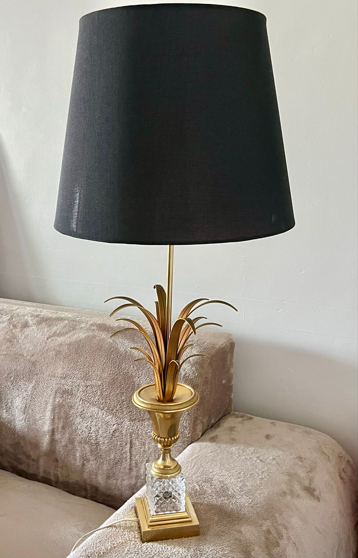 Table lamp