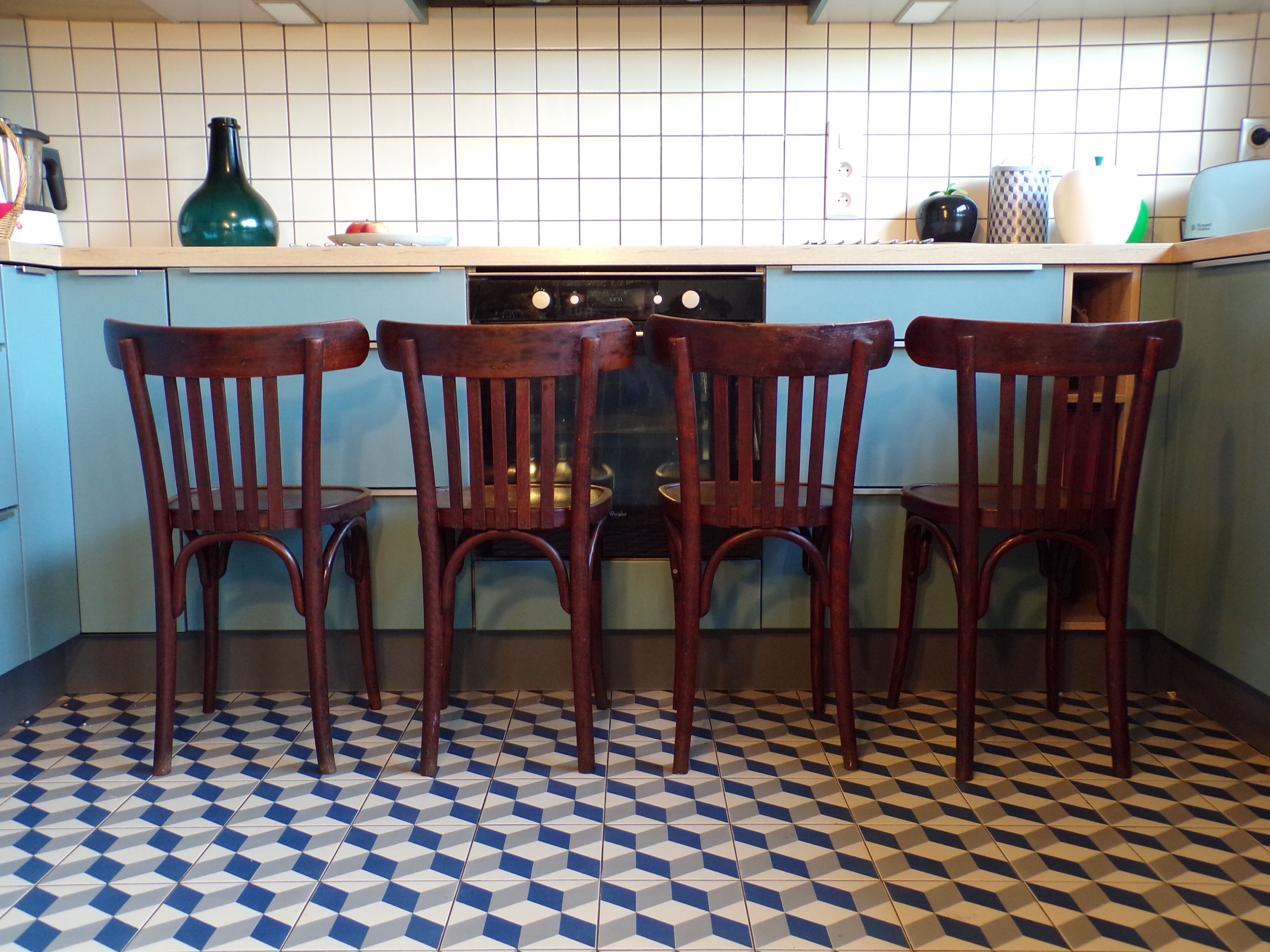 Suite 4 chairs bistro Fischel