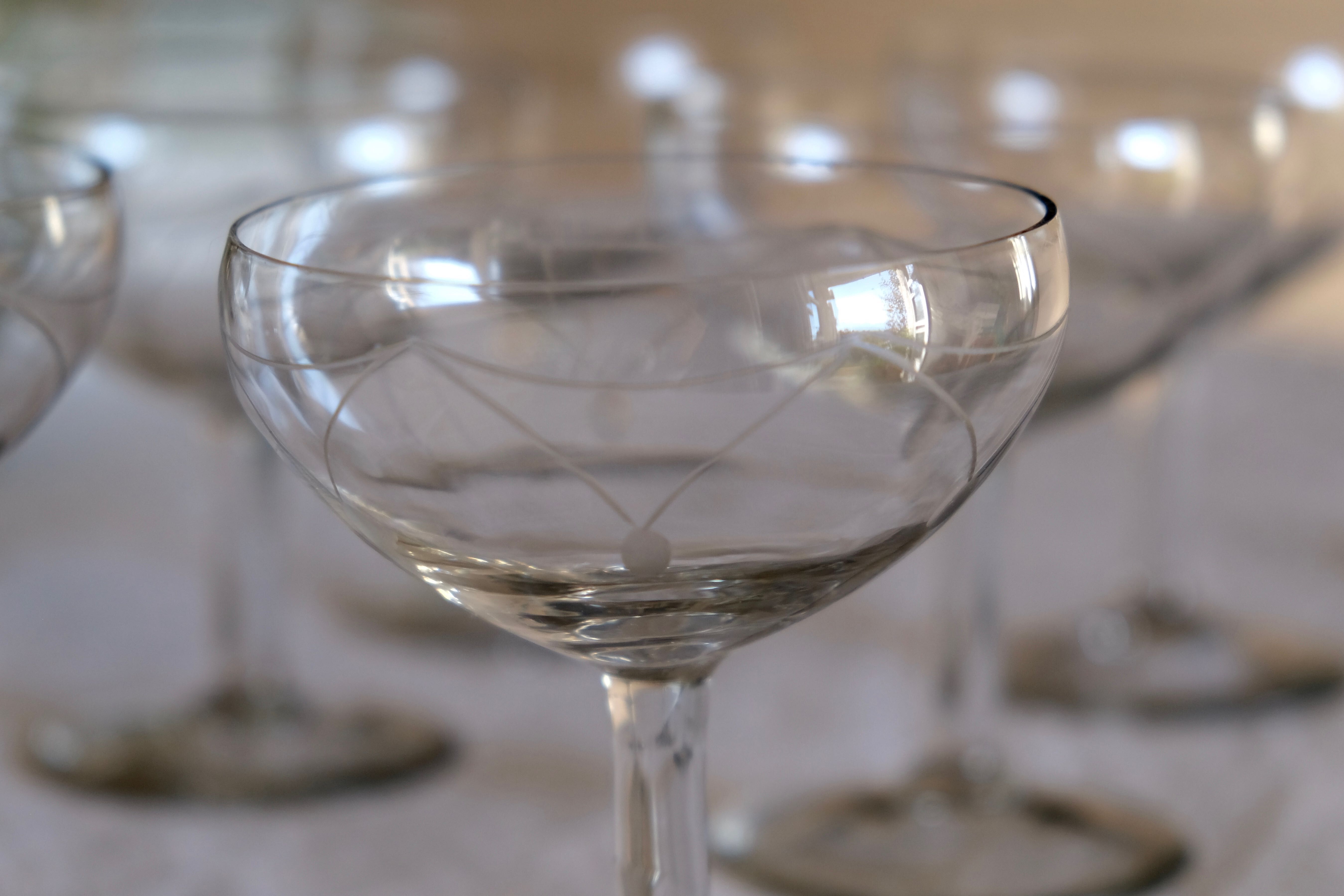 6 mouth-blown champagne glasses 50s