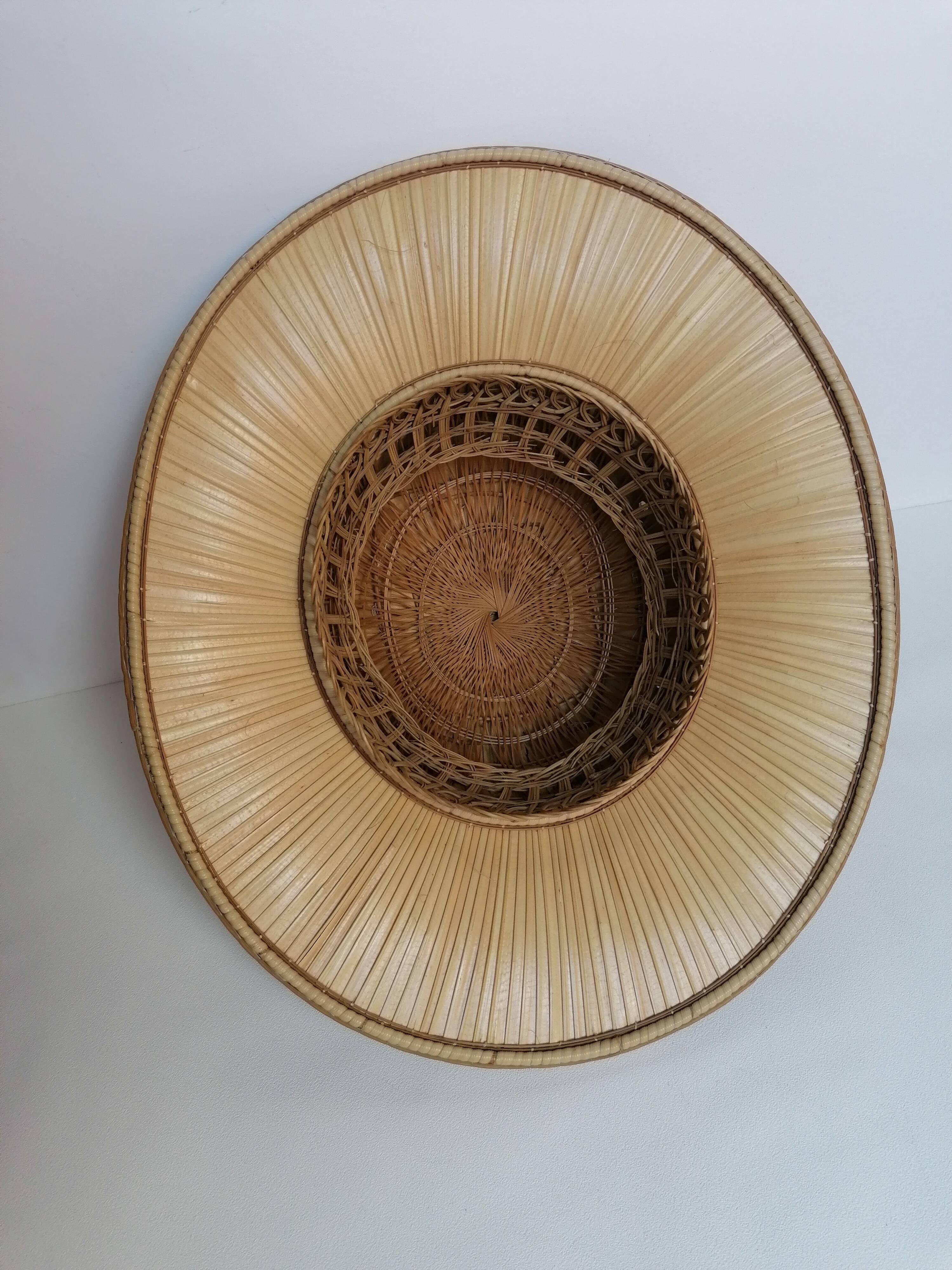 Colonial wicker hat