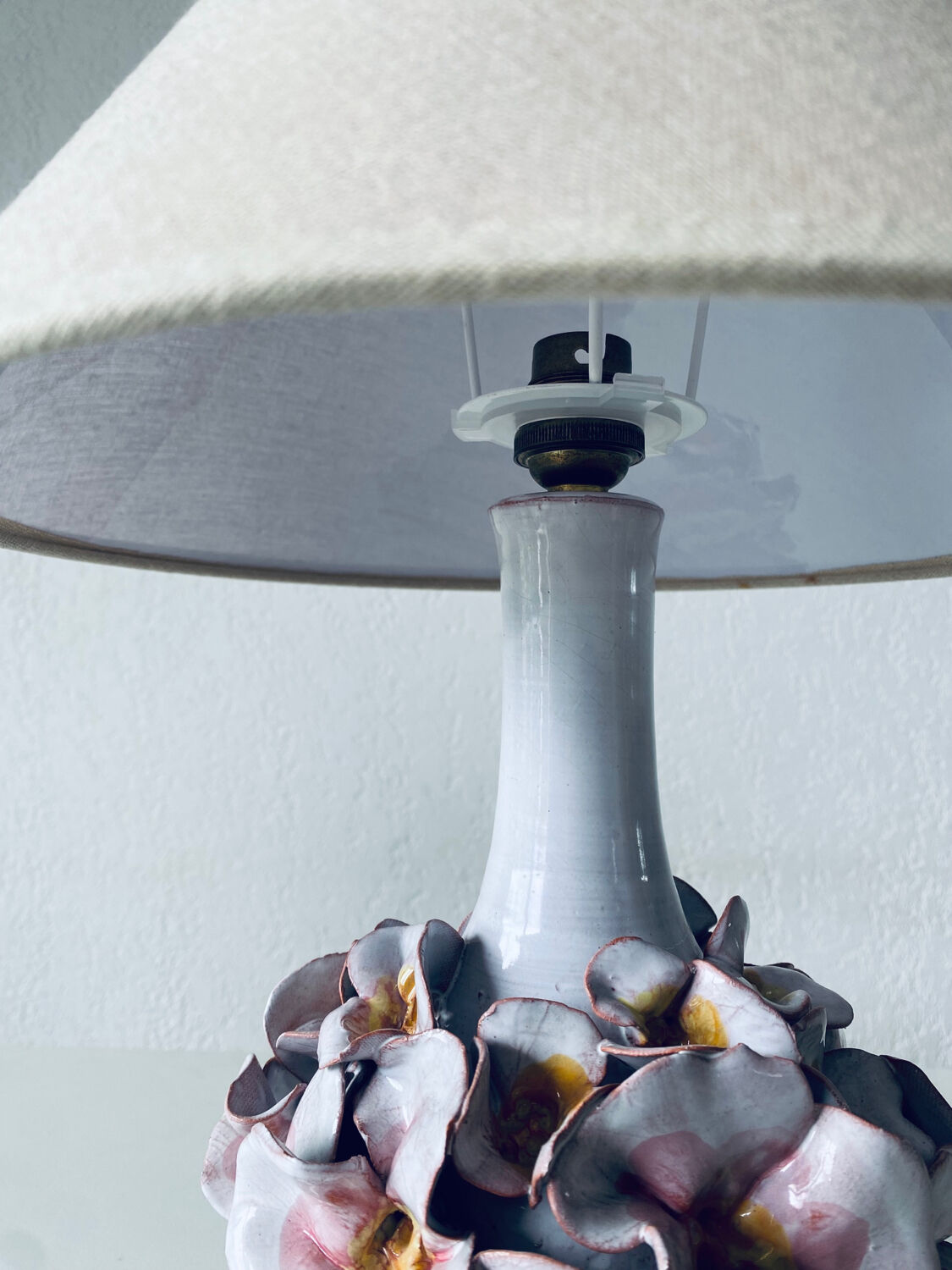 Terracotta lamp flower in relief