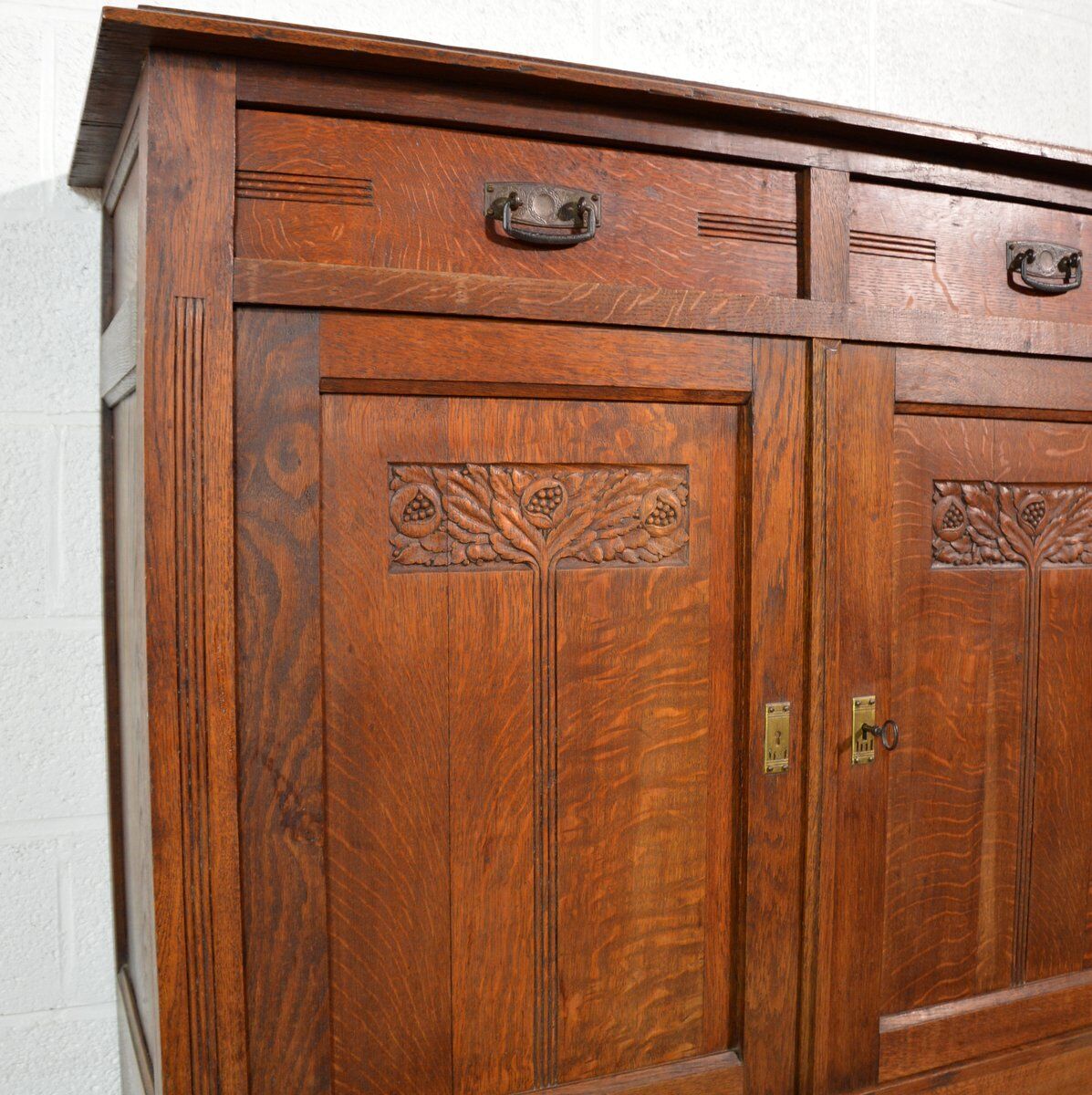 Parisian buffet 1930 vintage