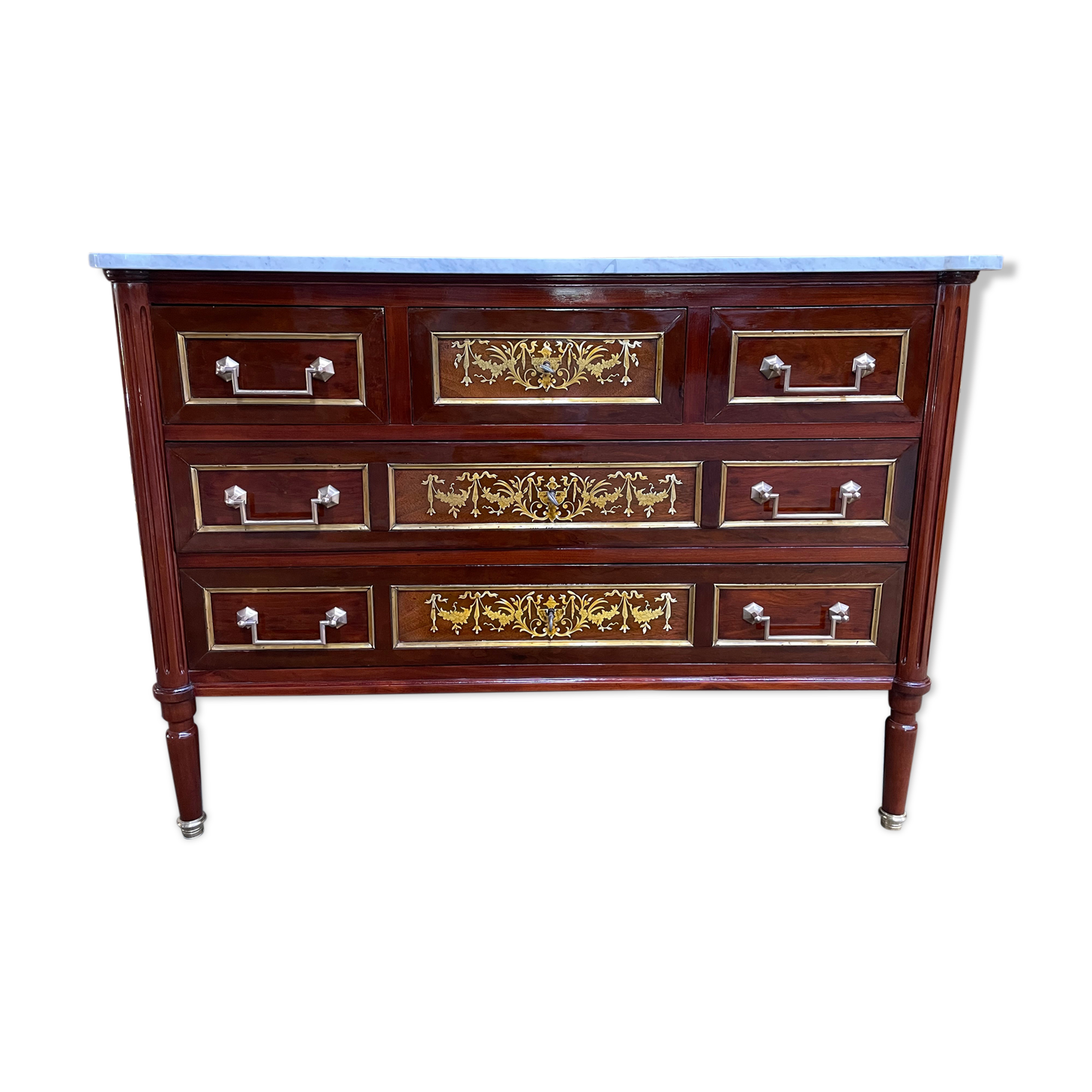 Louis XVI style chest of drawers in mahogany and amaranth