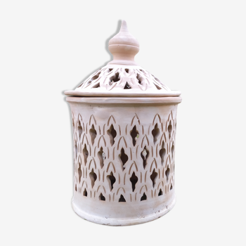 Poterie marocaine , lanterne , terre cuite