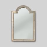 Grand miroir vénitien en mosaïque trapèze du XXe siècle avec guirlandes en laiton