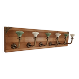Vintage wall coat rack with 6 ceramic hooks – grooved wood 60 cm