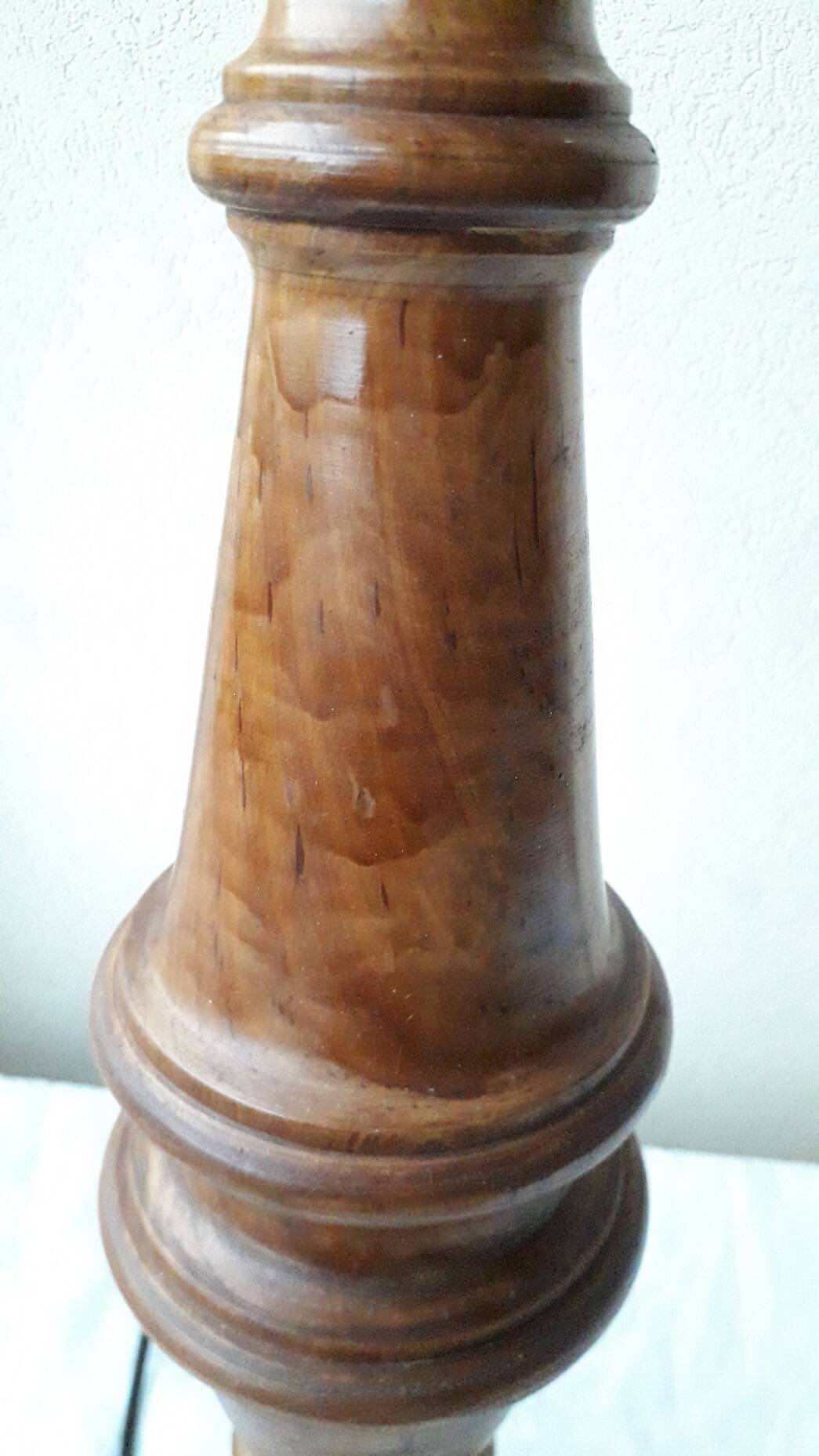 Wooden lamp foot