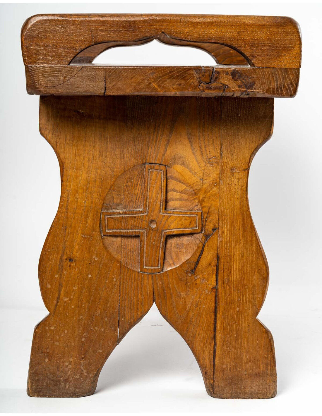 Tabouret en bois sculpté, chêne, 1950-1960